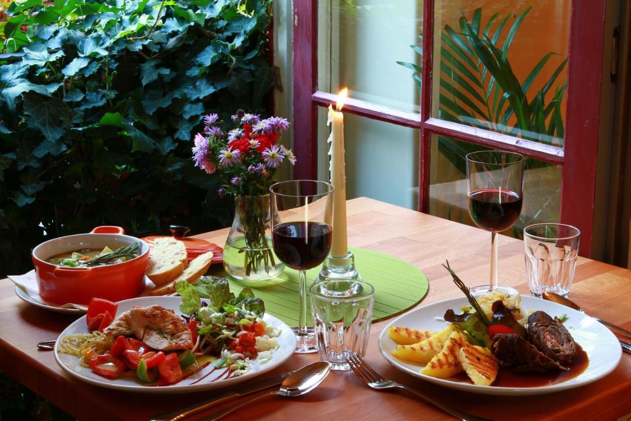 ארפורט Altstadtwohnung Kromers & Restaurant מראה חיצוני תמונה